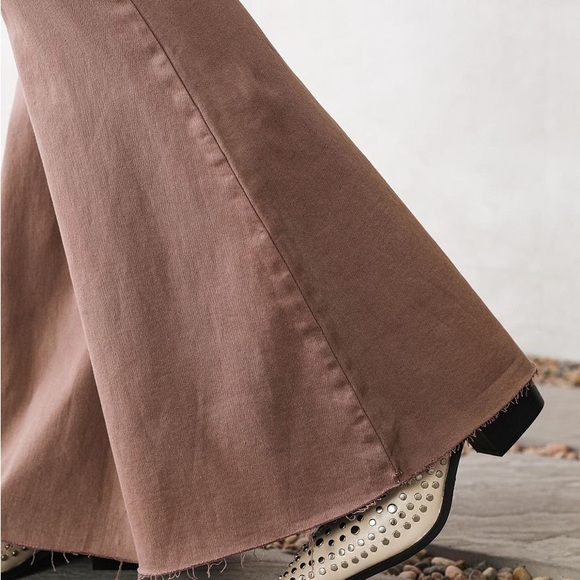 Wishlist Women's Wide Leg Tan Jeans - Picture 4 of 6